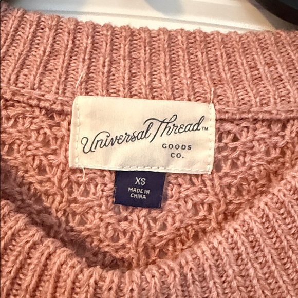 Universal Thread sweater - Picture 2 of 3